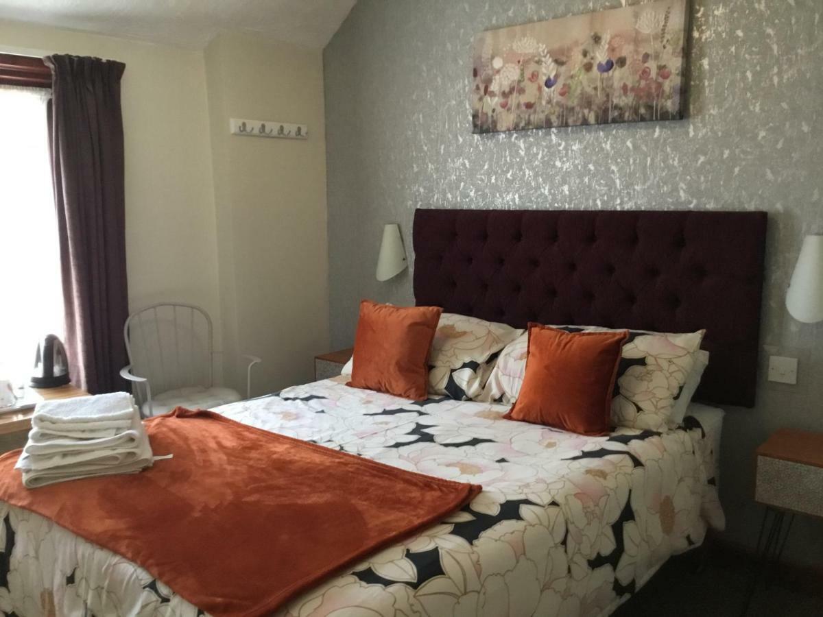 Kirkstall Guest House — Photos 2